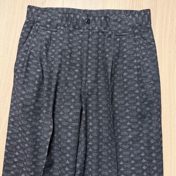 Sold - Picture 5 of 12